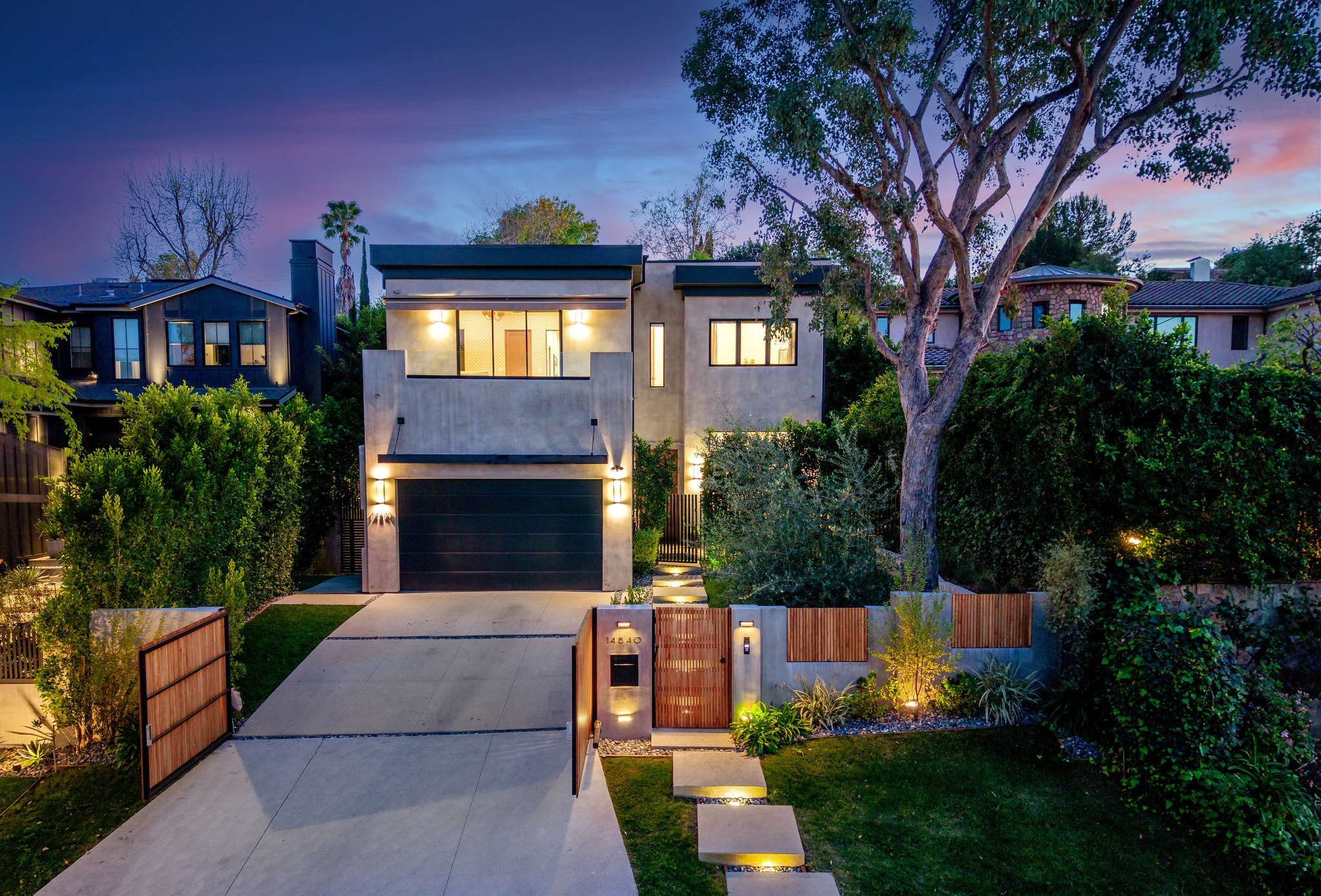 14840 Sutton St - Photo 2